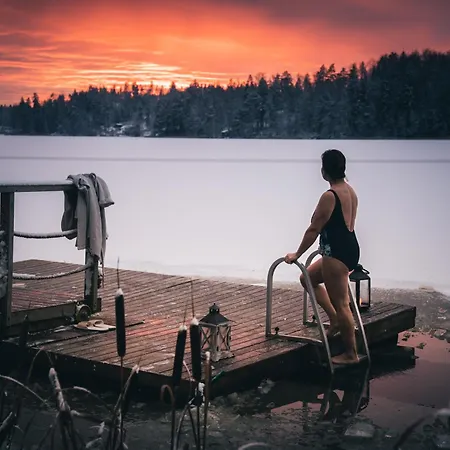 Lakeside Next To Nuuksio National Park, In Addition Hot Tub And Breakfast Otalampi