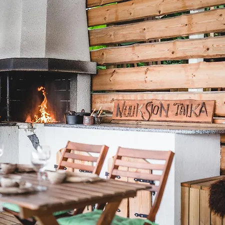 Lakeside Next To Nuuksio National Park, In Addition Hot Tub And Breakfast וילה Otalampi