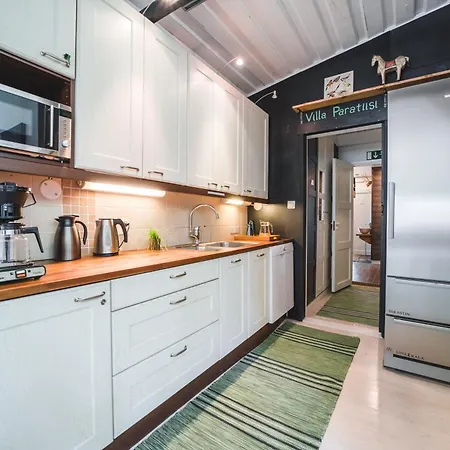 Lakeside Next To Nuuksio National Park, In Addition Hot Tub And Breakfast Otalampi