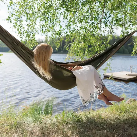 וילה Lakeside Next To Nuuksio National Park, In Addition Hot Tub And Breakfast Otalampi