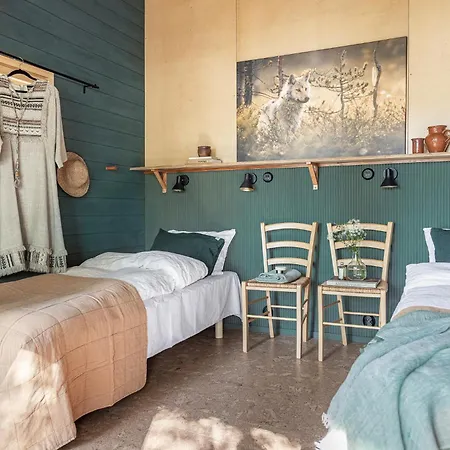 Lakeside Next To Nuuksio National Park, In Addition Hot Tub And Breakfast