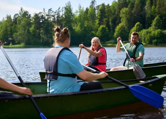 Lakeside Next To Nuuksio National Park, In Addition Hot Tub And Breakfast