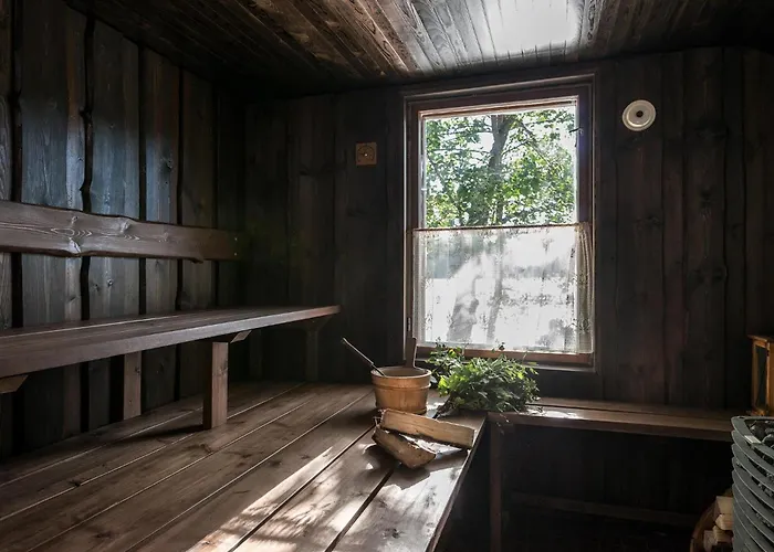 Lakeside Next To Nuuksio National Park, In Addition Hot Tub And Breakfast Villa *